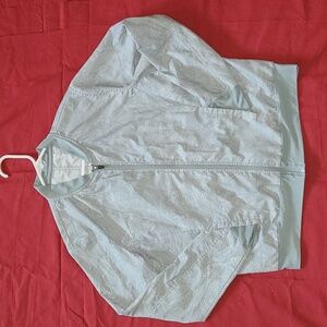 XERSION Jacket.  size L. Gray and white  color.